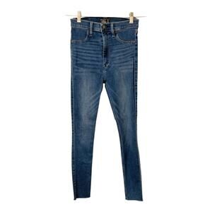 Abercrombie & Fitch Ultra High Rise Jean Legging Size 25